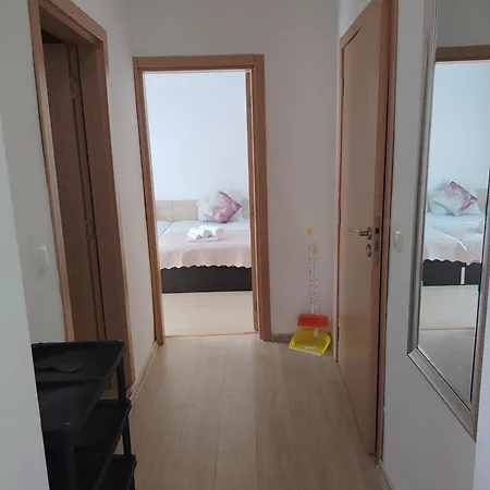 Suny View 5105 * סאני ביץ'